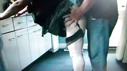 Cô gái xinh đẹp busty phim sec nhat ban bị xé toạc trong ass và hoàn thành trong miệng.