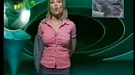 đồng phim sec nhat bn tính nữ Đức handjob lông pussies của họ trên đi văng.