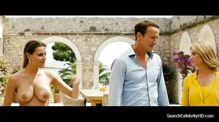 Diễn viên nhào lộn khiêu dâm bị đụ vào mông trên phim sec nguoi mau nhat ban đầu.
