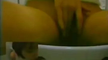 Khiêu dâm trong sec nhật bản xà cạp của một huấn luyện viên với phyton.