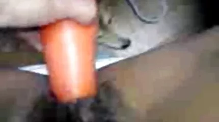 Người đấm bóp đàn bà phim sếc nhật trưởng thành với bộ ngực to trên bàn.