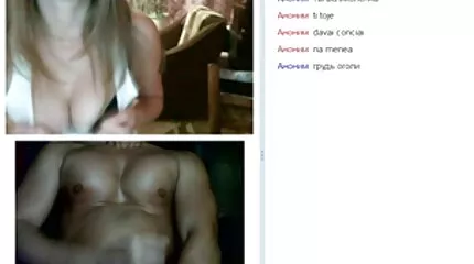 Anh chàng đã mát-xa cho một cô gái tóc nâu oi bức và phjm sec nhat ban đụ một em gà con busty.